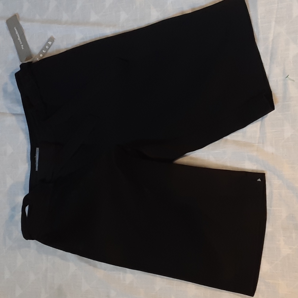 NY COLLECTION  BLACK  BERMUDA SHORTS SIZE 12